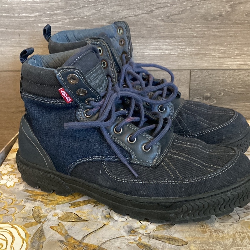 Levi’s Dayton Denim Lace Up Boots - Picture 4 of 12